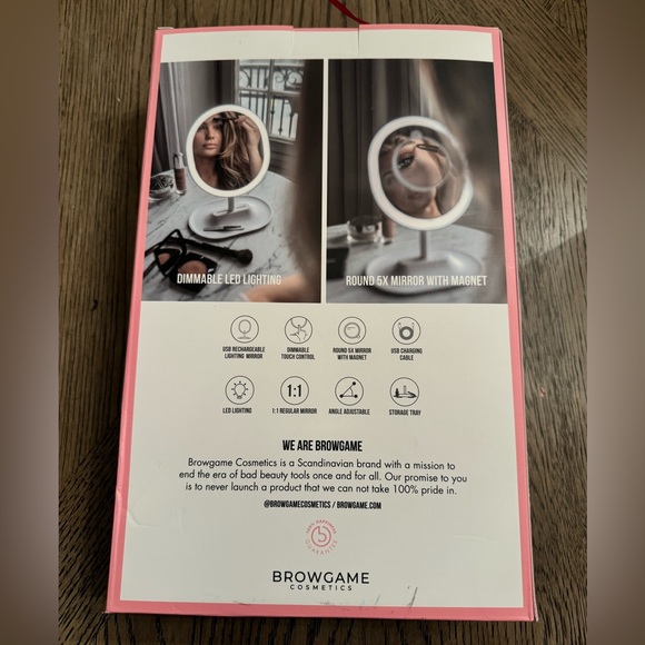 NWT Browgame Lightup LED mirror - Picture 3 of 5